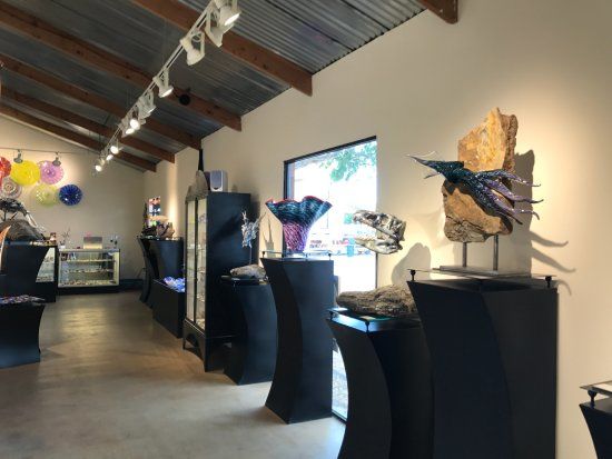 Vetro Glassblowing Studio and Gallery